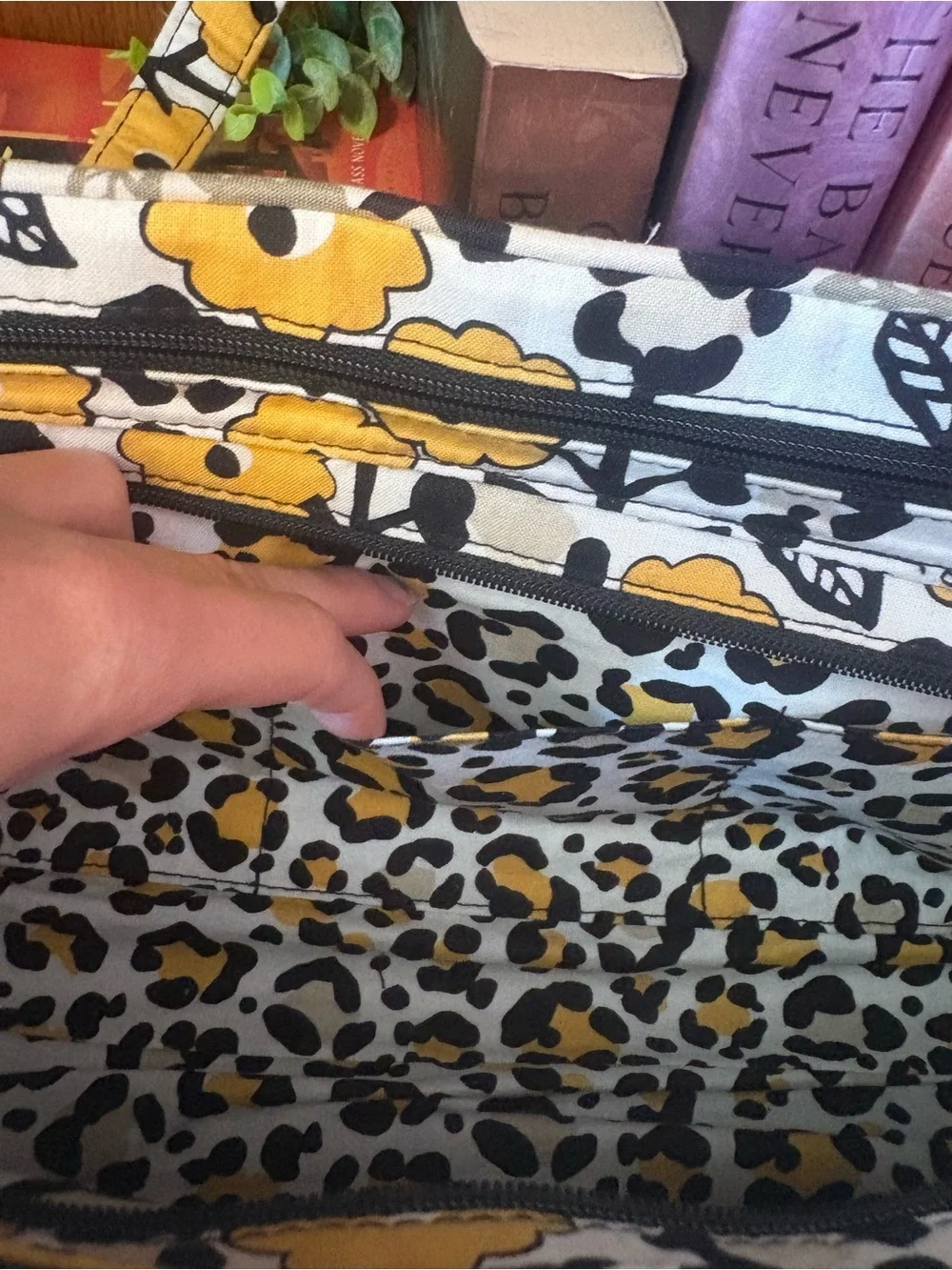 Vera Bradley “Go Wild” Whitney Purse With Original Tag